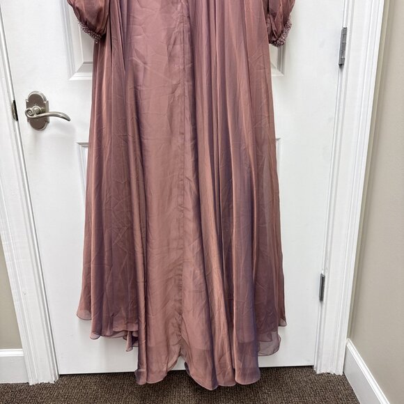 Mac Duggal Plus Size 16W Pink Puff Sleeve Embellished Cuff V-Neck A Line Gown - Picture 11 of 16